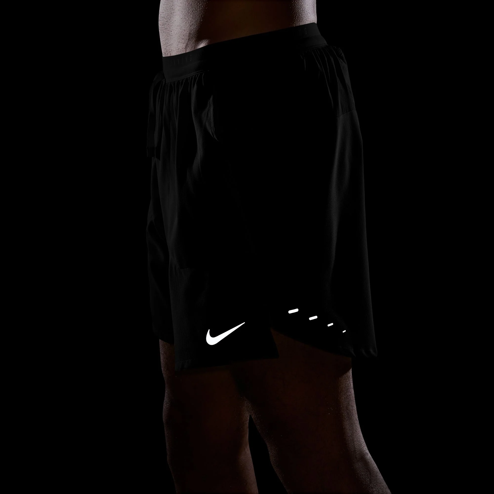 Nike Mens Dri-FIT 7" Brief-Lined Stride Short - Black/Reflective Silver - SP26 - Image 6